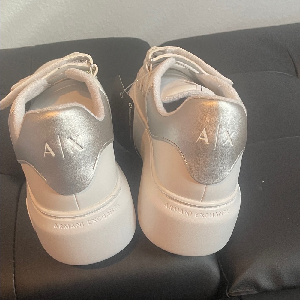 Armani Exchange White Women's Sneakers sz 7 - Picture 4 of 13